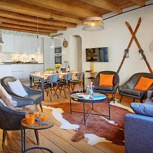  Chalet Le Swansdoors - Ovo Network France