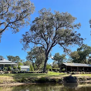 **** Bed & Breakfast Diamondvale Estate Australia