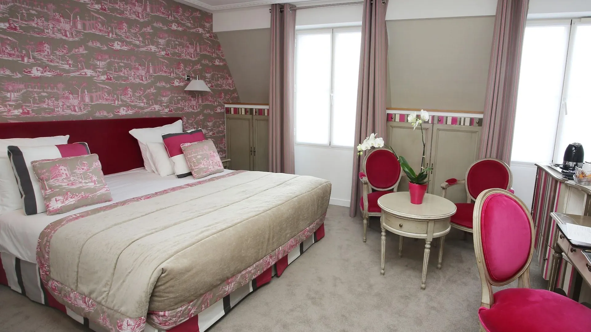 Relais Saint Jacques Hotel Paris 4*,